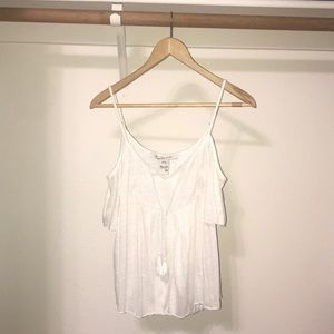 good quality cute summer/spring shirt!